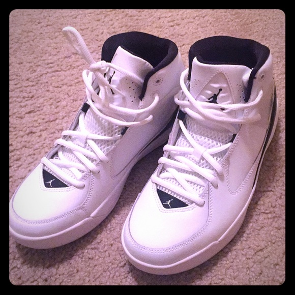 jordan shoes youth size 7